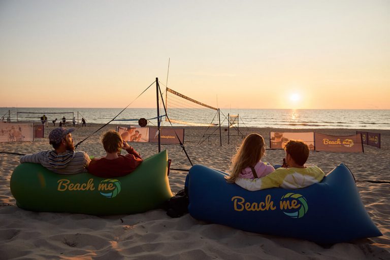 Showmatch bei Sonnenuntergang