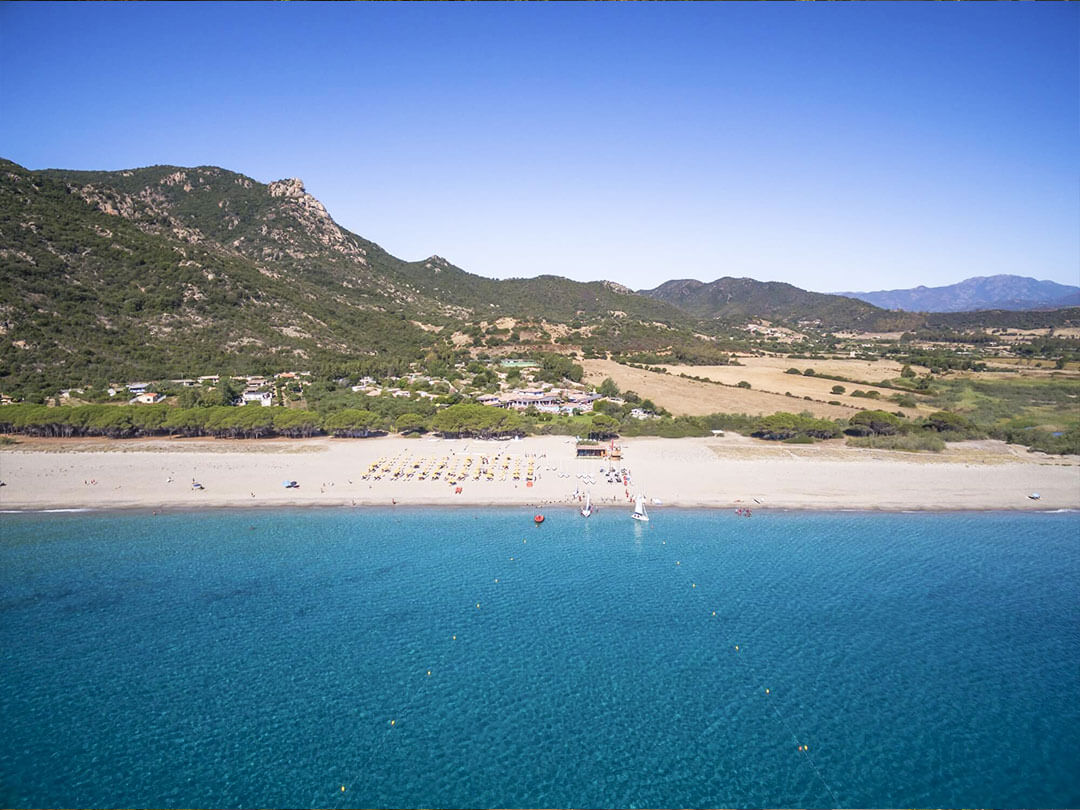 Vista aérea da Praia de Perdepera